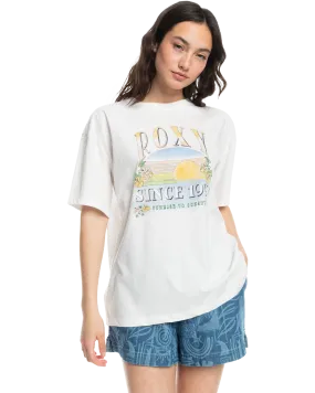 Dreamers A T-Shirt in Snow White