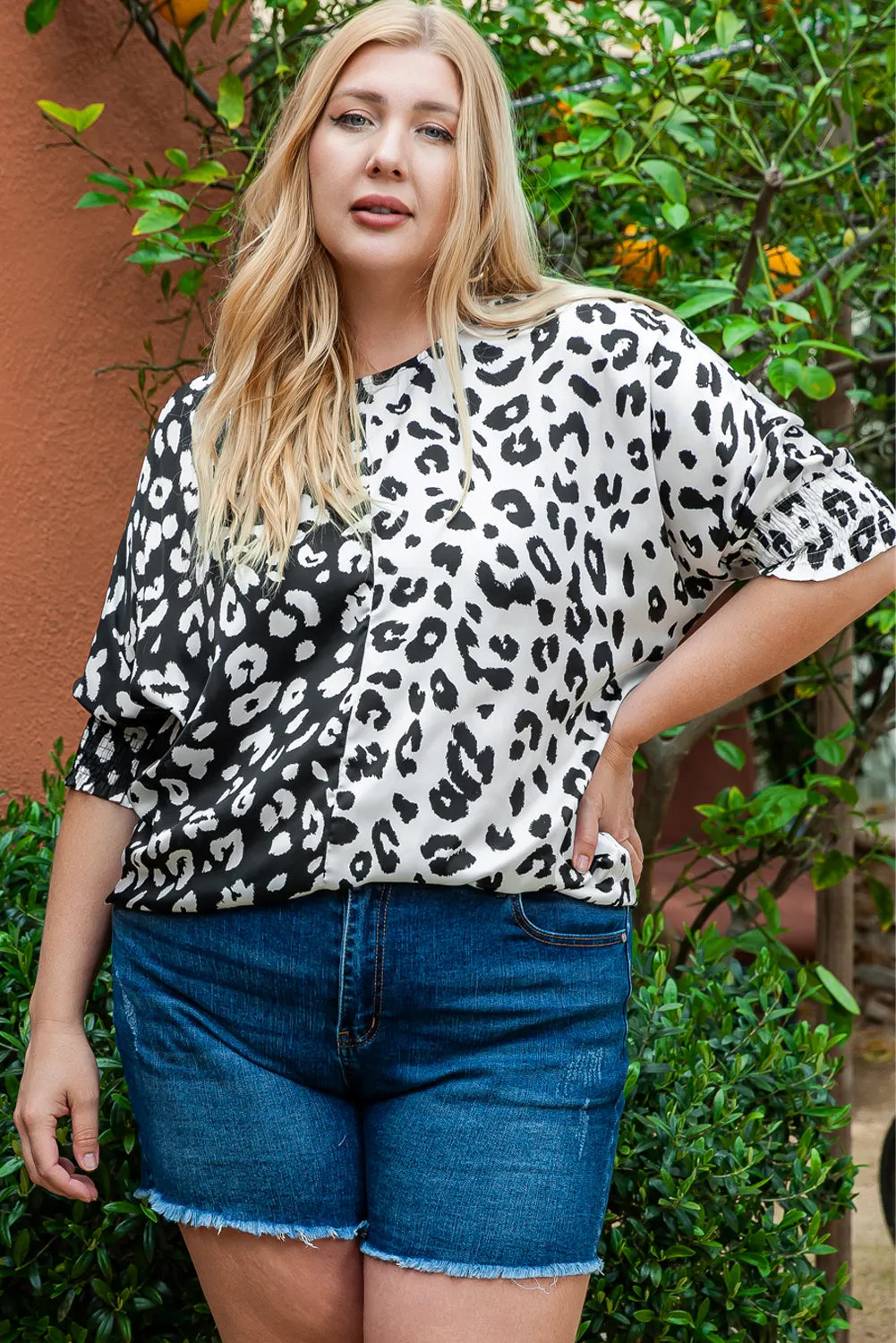 Plus Size Contrast Leopard Blouse