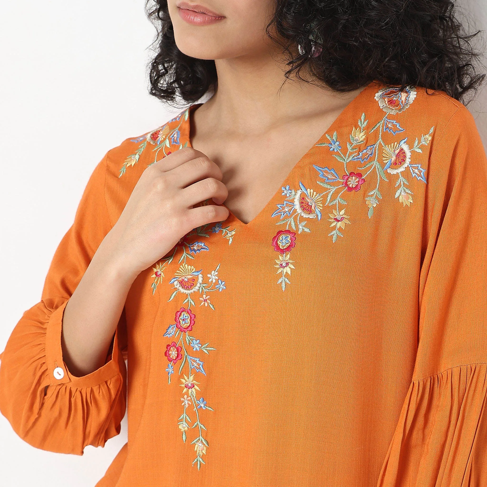 Relaxed Fit Embroidered Kurta