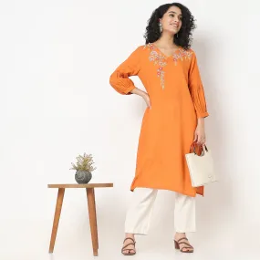 Relaxed Fit Embroidered Kurta