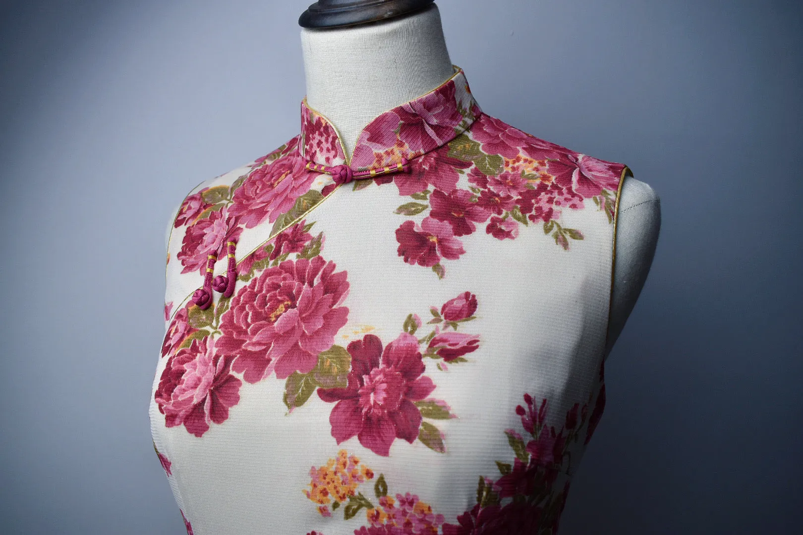 Silk QiPao/Cheongsam 90/80/94, length 92