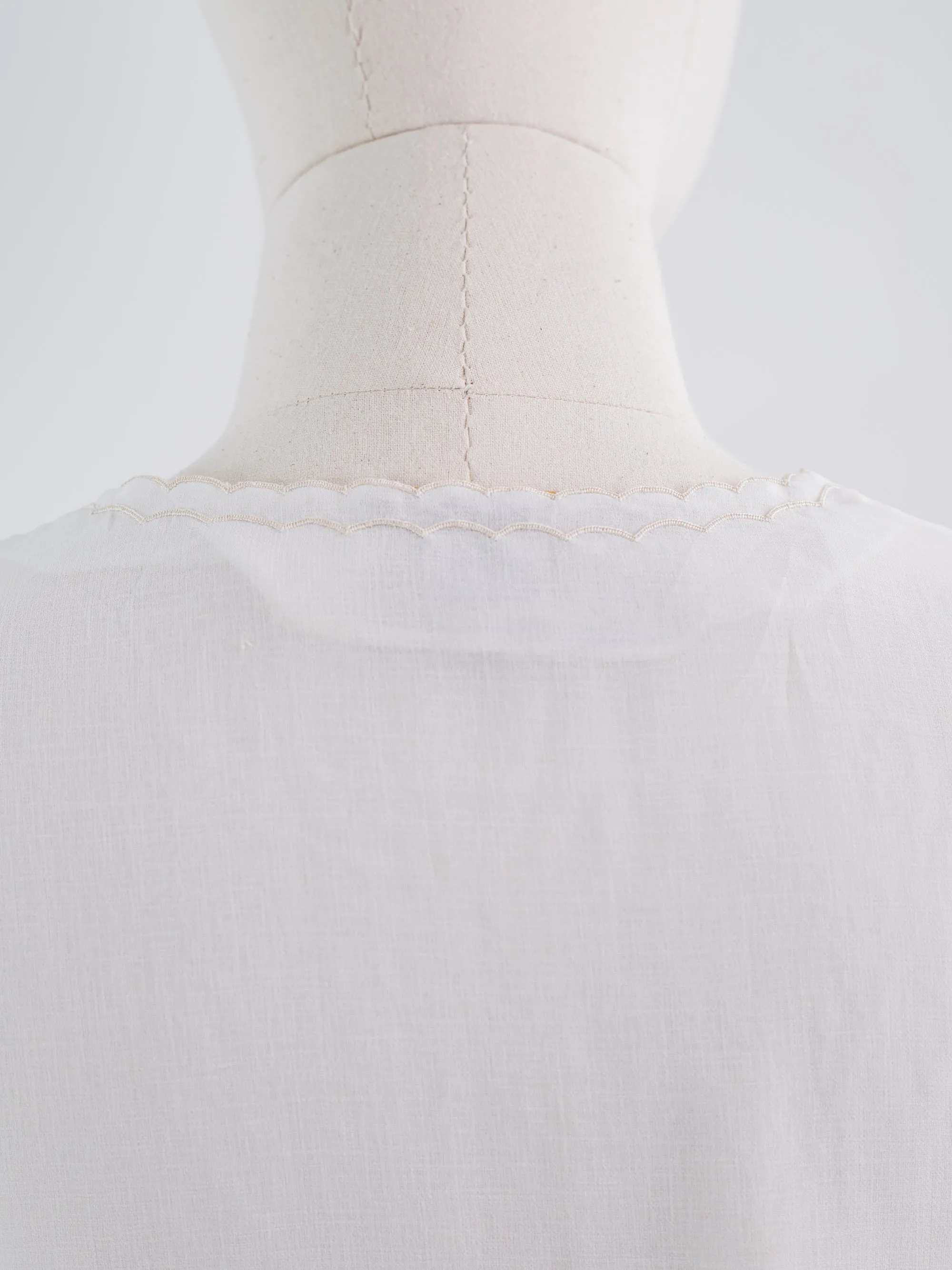 Vintage White Half Sleeve Round Neck Embroidered Cotton Blouse